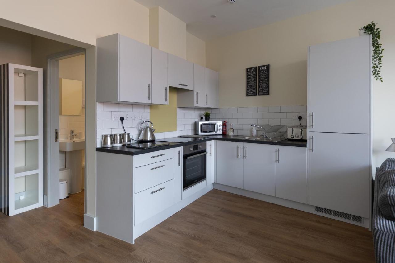 6, Isabella House, Aparthotel, By Rentmyhouse * Hereford