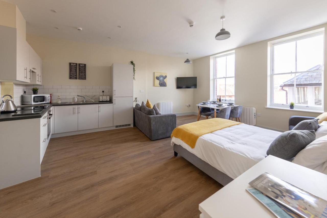 6, Isabella House, Aparthotel, By Rentmyhouse *